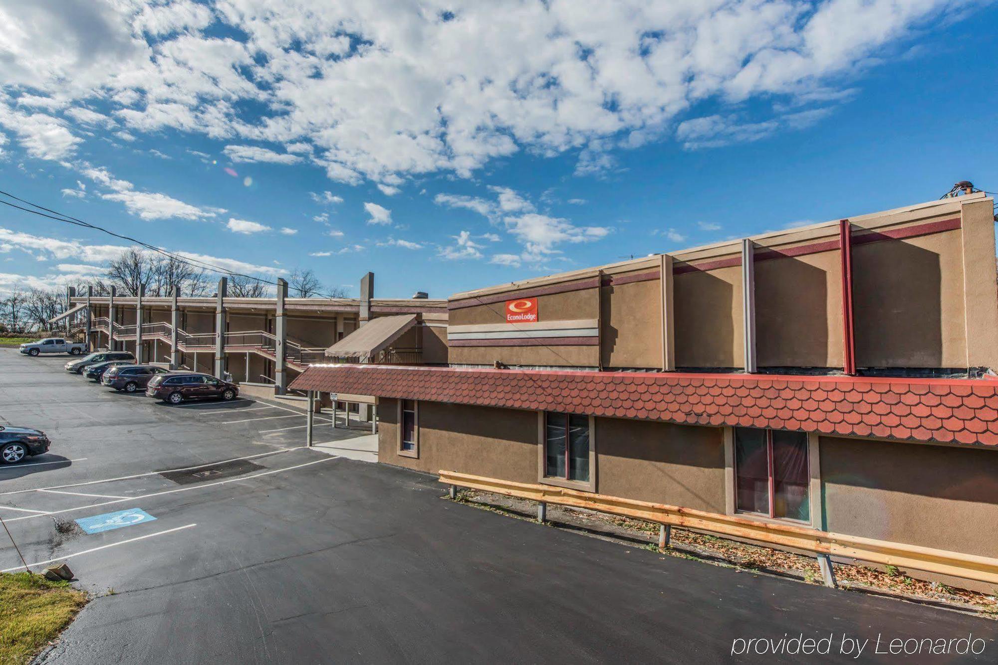 Econo Lodge Hermitage Exterior photo